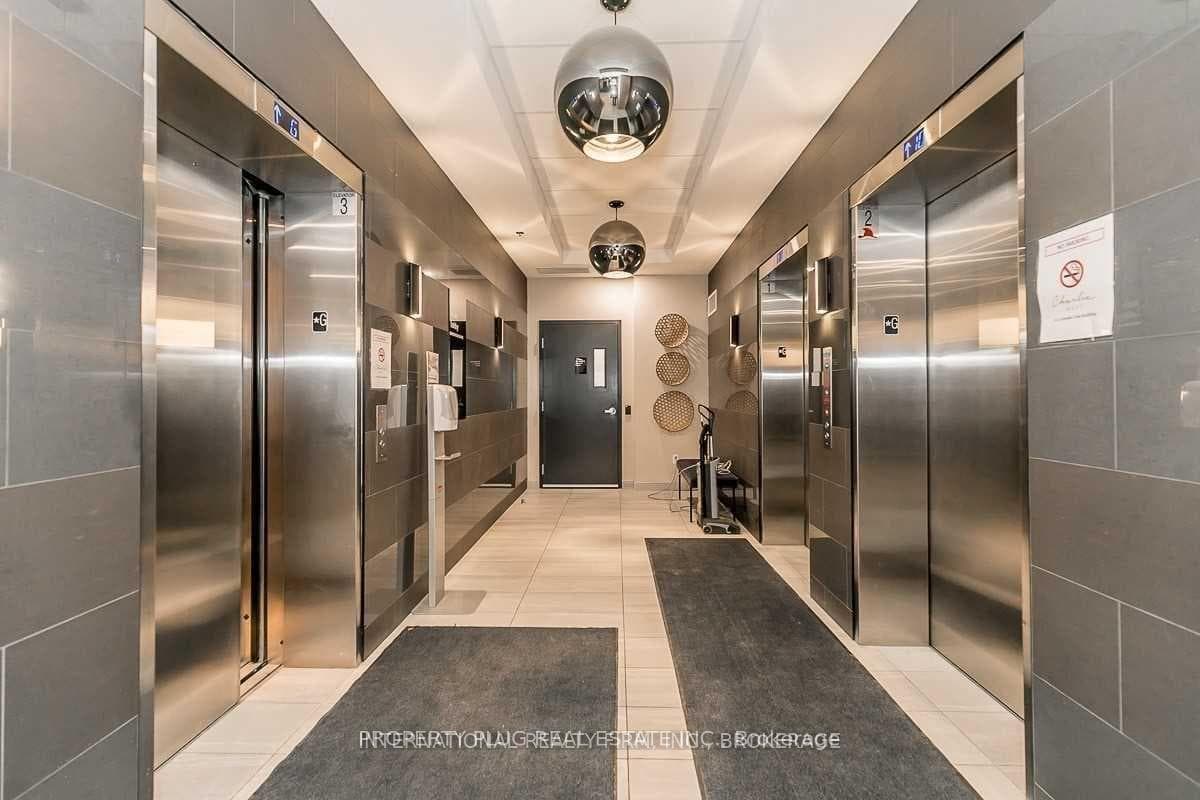 60 Charles Street Unit 1607A photo 5