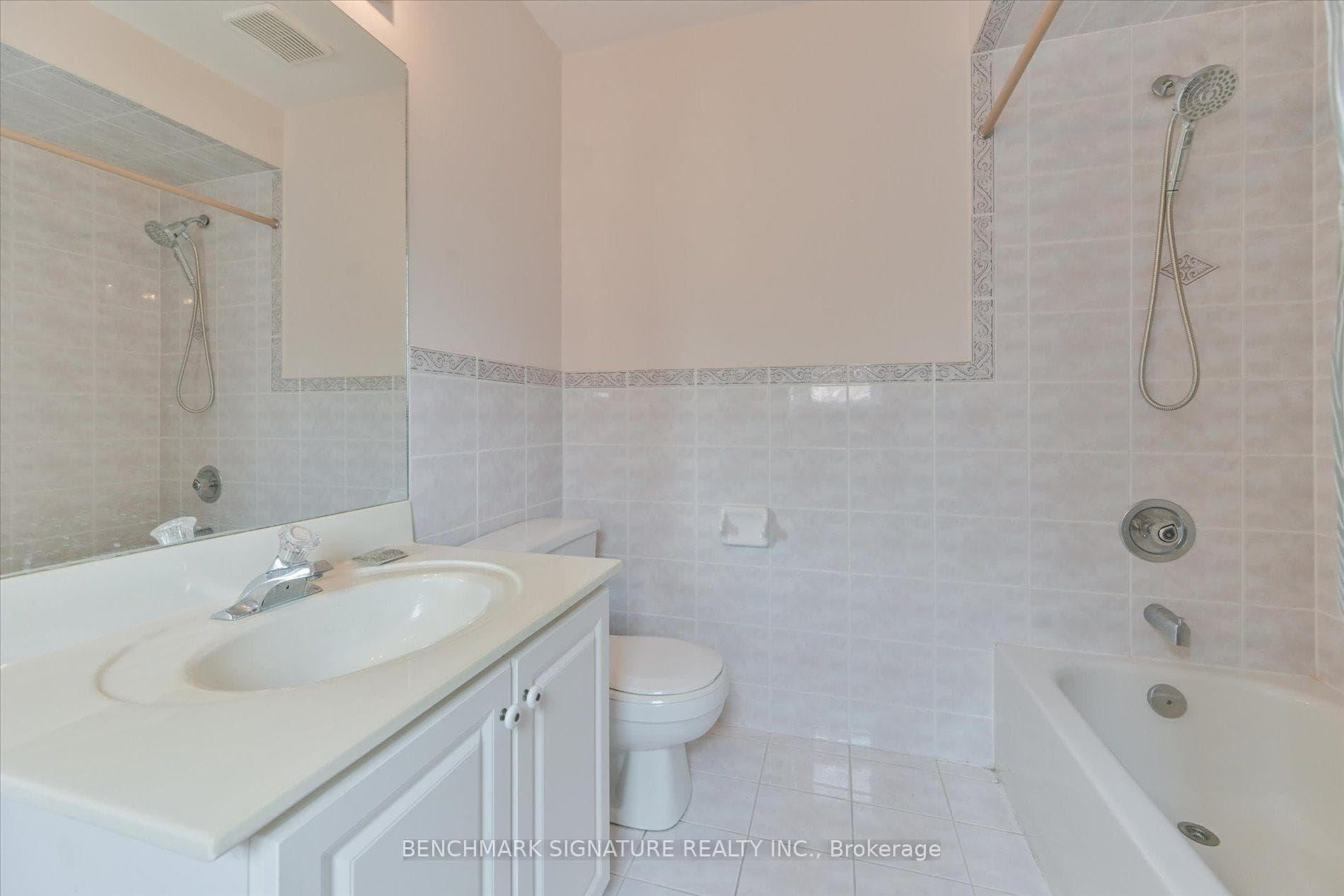 152 Blackmore Avenue photo 34