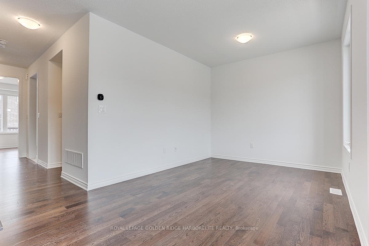 1386 William Halton Parkway photo 12