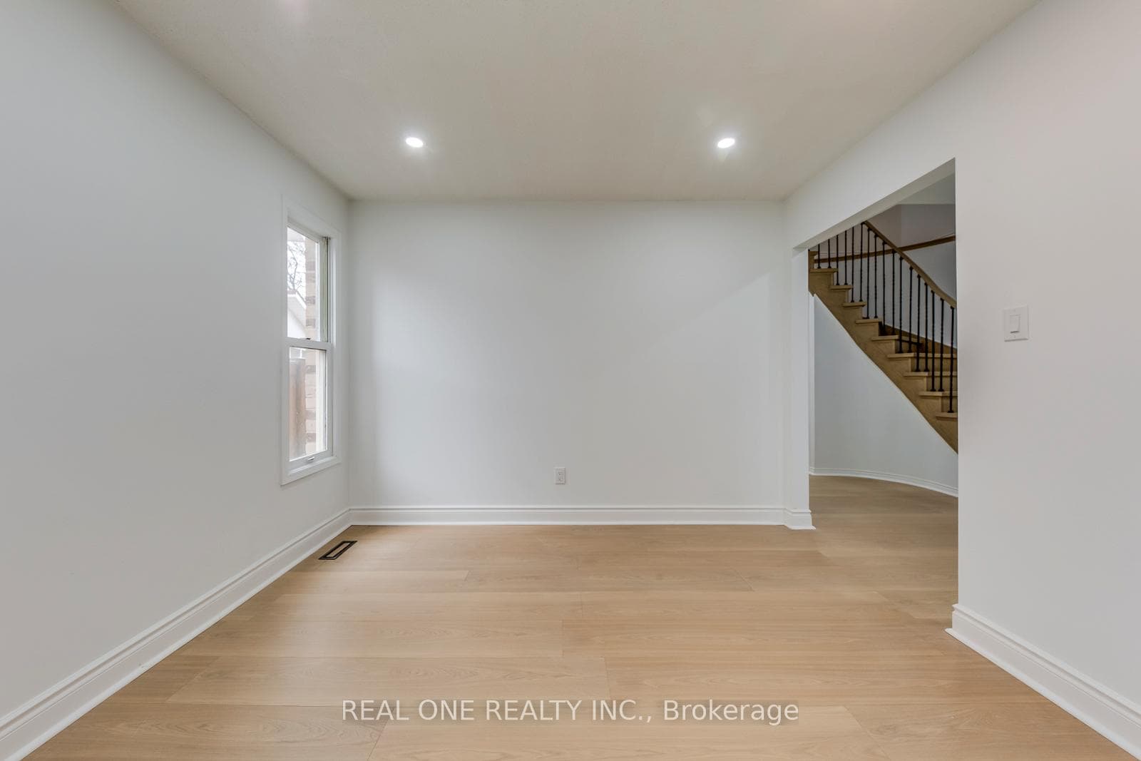 655 Paragon Place photo 6