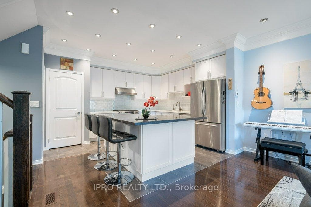 25 Alnwick Avenue photo 5
