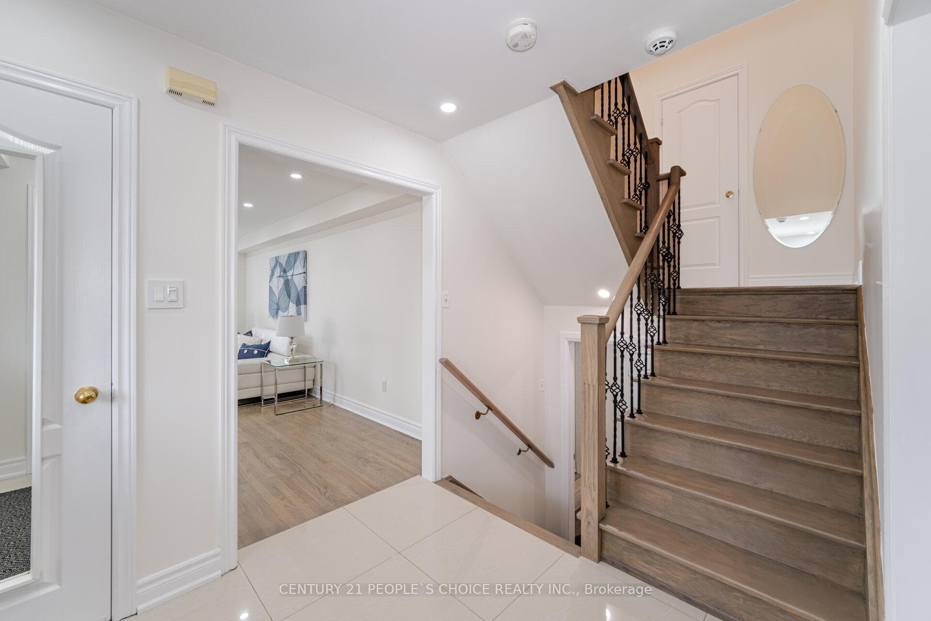 248 Westway Crescent photo 15