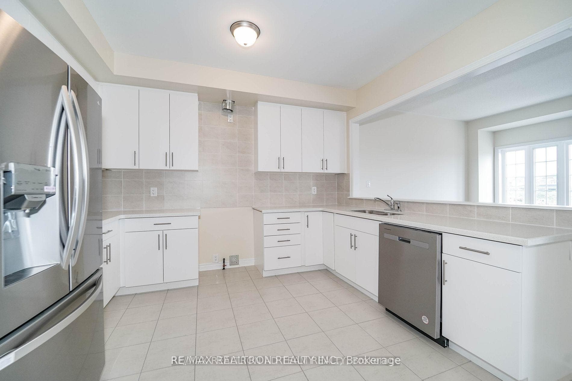15 Jevons Drive photo 8