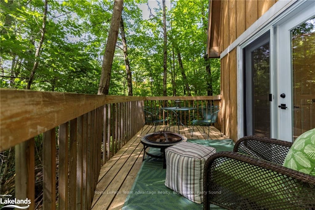 20 MUNRO Drive photo 29