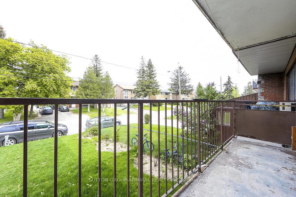28 Garthdale Court Unit Unit 2 photo 9