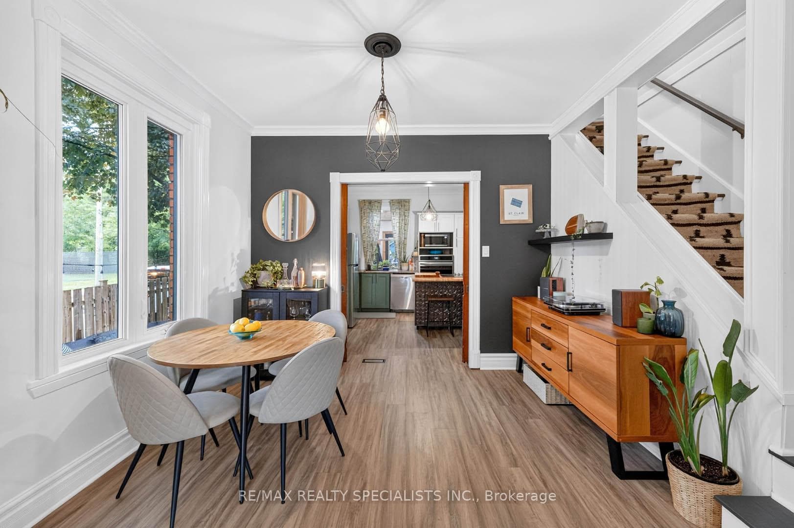56 Cumberland Avenue photo 12