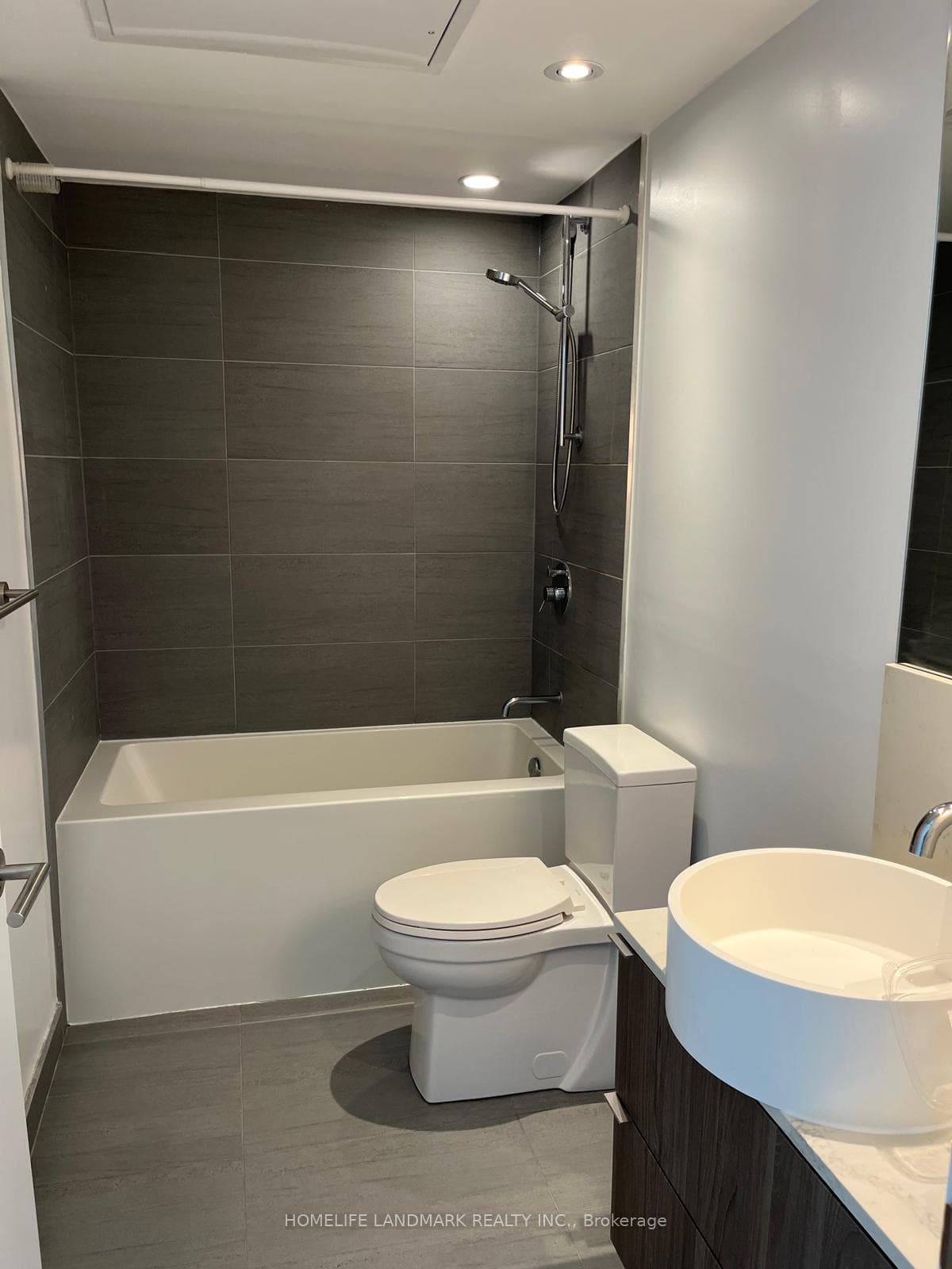 161 Roehampton Avenue Unit 2608 photo 23