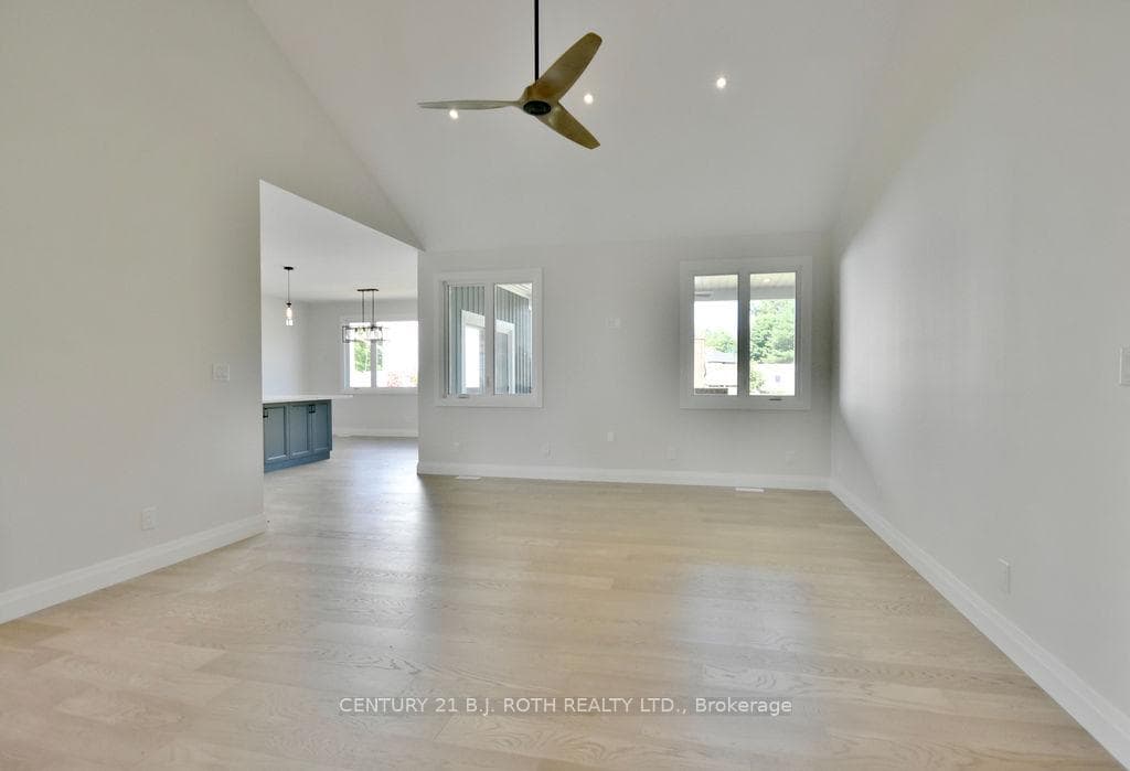 1 Brechin Crescent photo 14