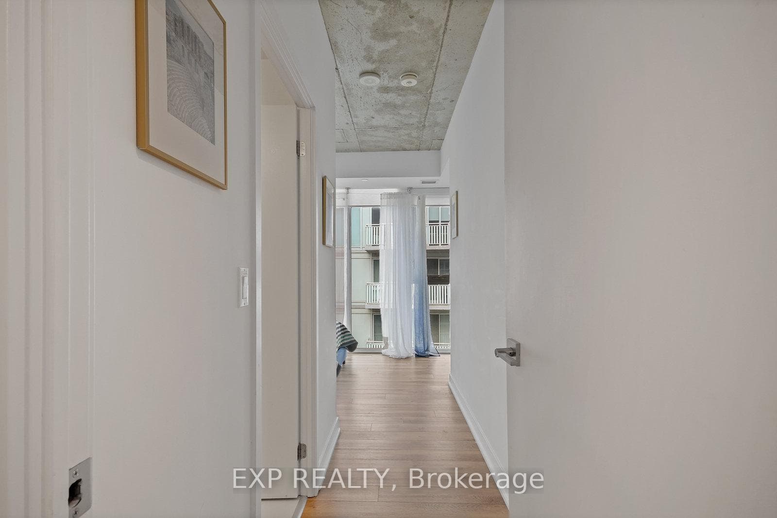 25 Baseball Place Unit 1301 photo 12