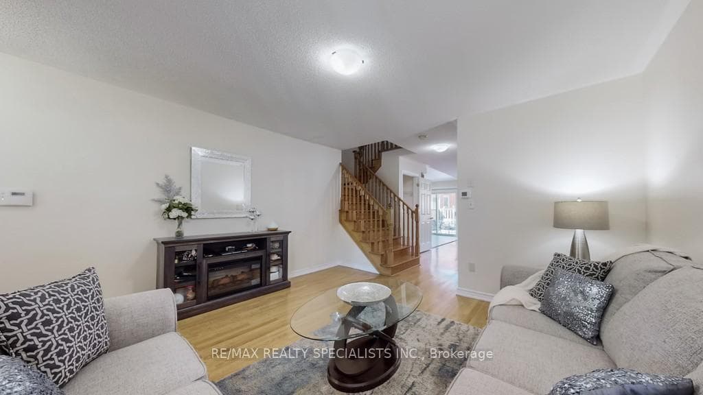 34 Polar Bear Place photo 9