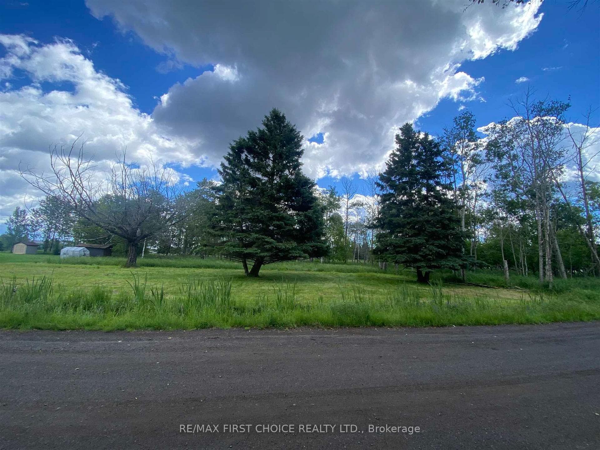 507 105th Avenue photo 1