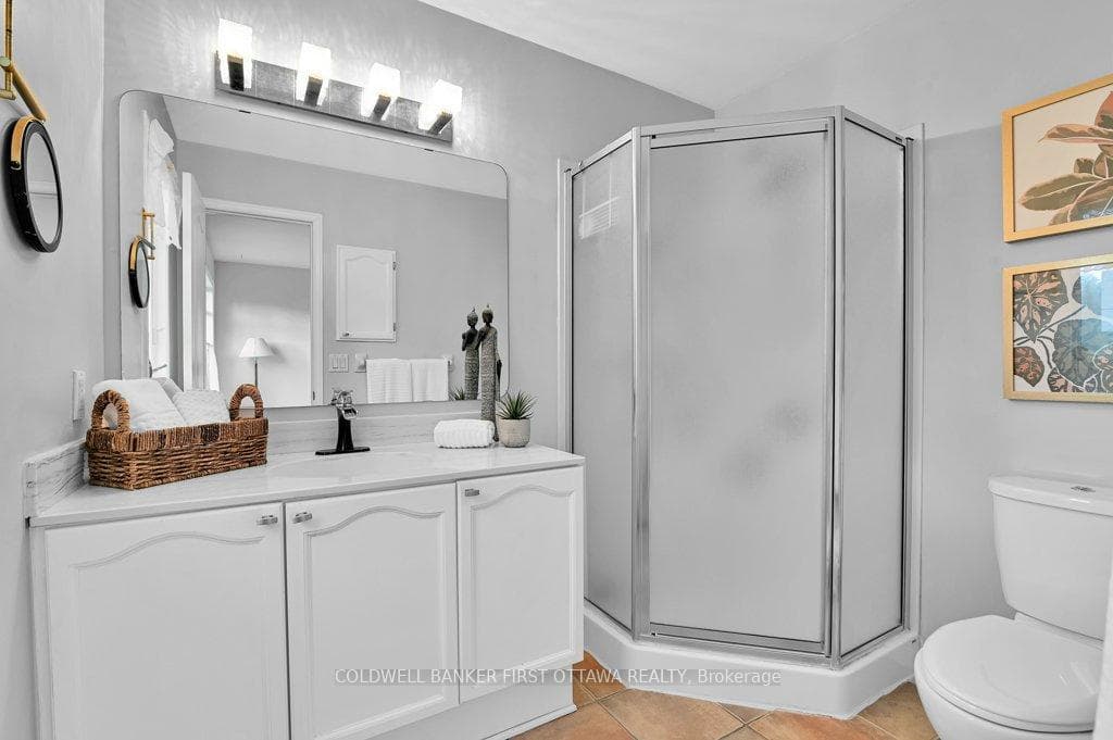 131 Hearst Way photo 20