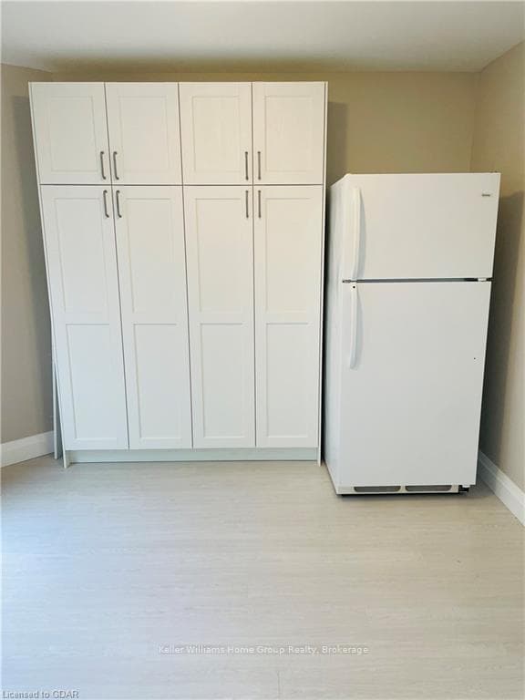 312 COLE Road Unit Upper photo 5