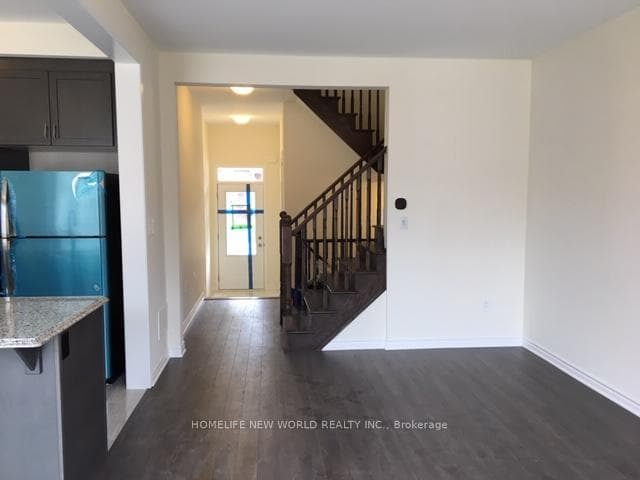 8 Ness Drive photo 5