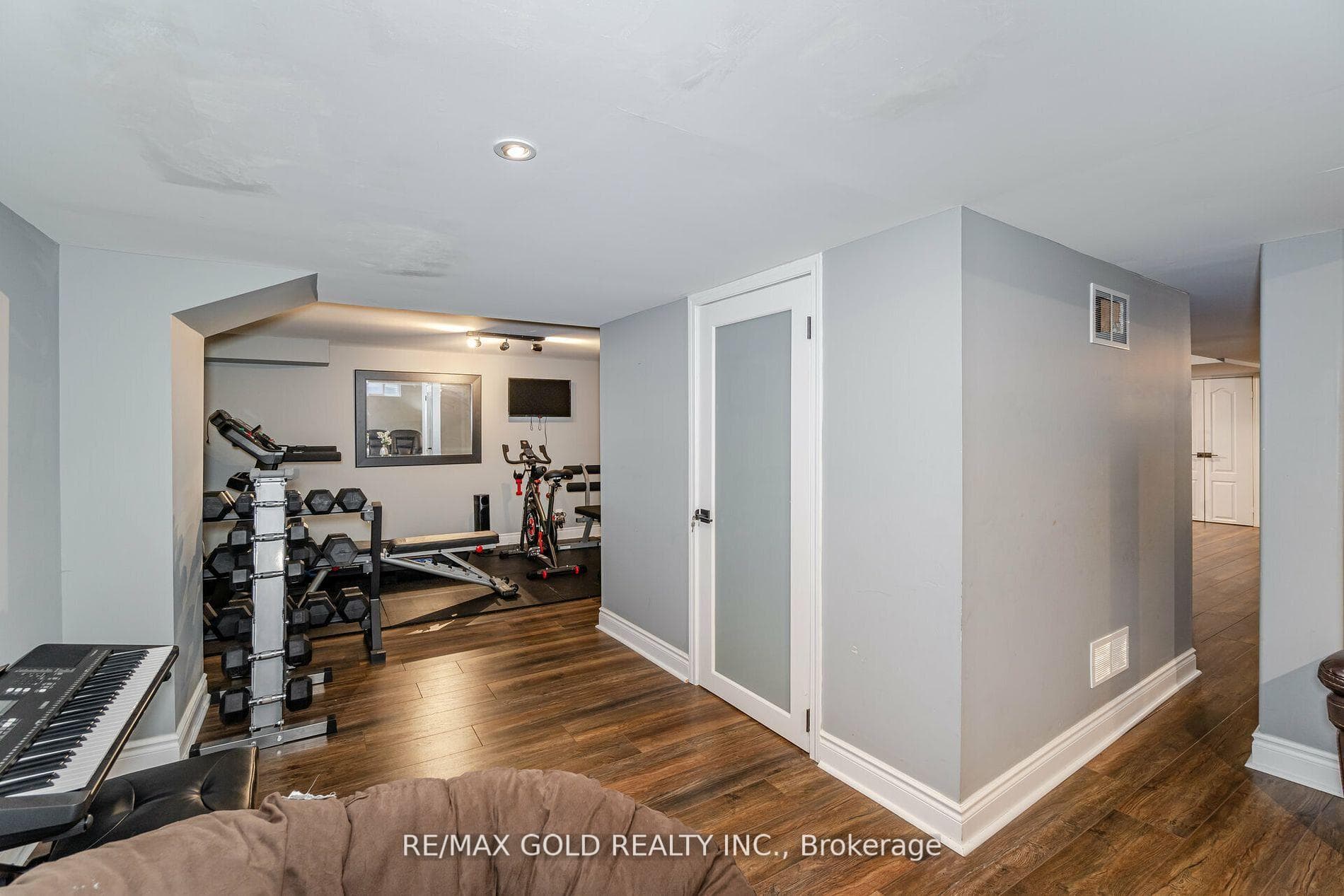 59 Royal Valley Drive photo 33