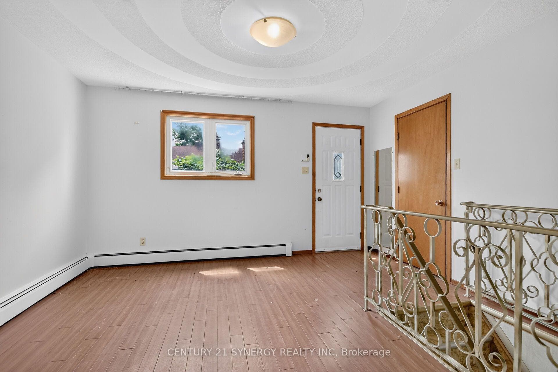 974 Greenbriar Avenue photo 22