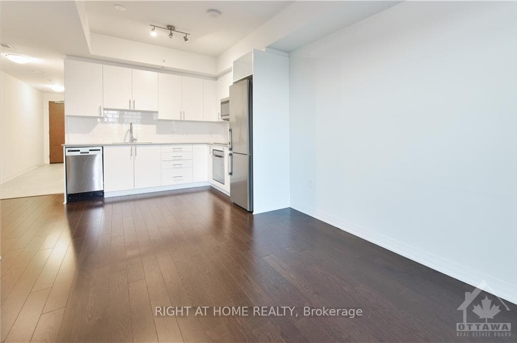 805 CARLING Avenue Unit 1308 photo 13