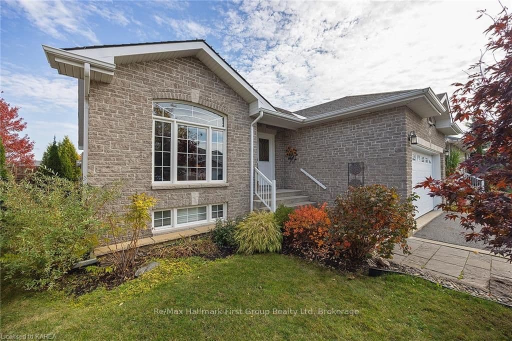 390 MORNINGSIDE Drive photo 37