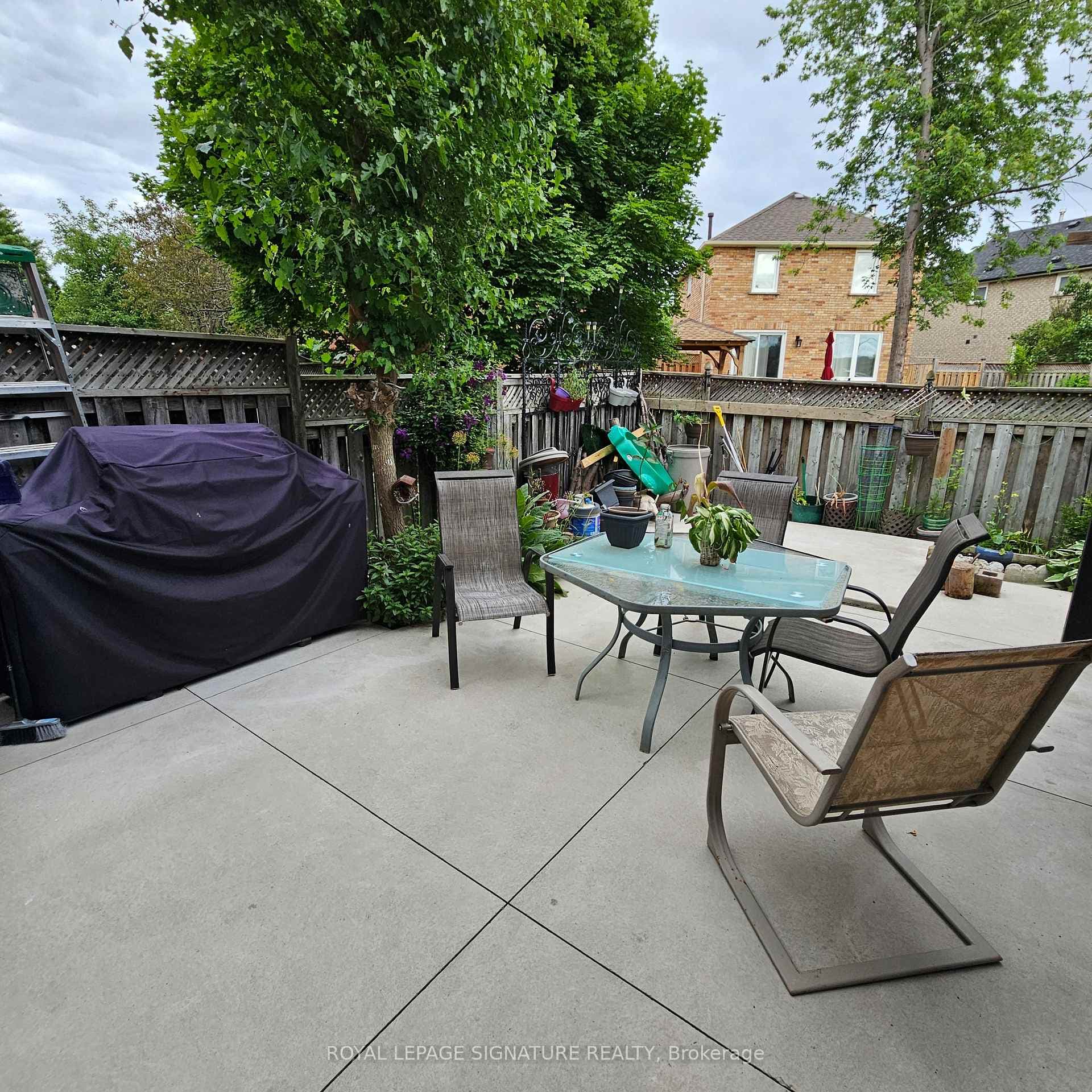 1458 Pickwick Drive photo 15