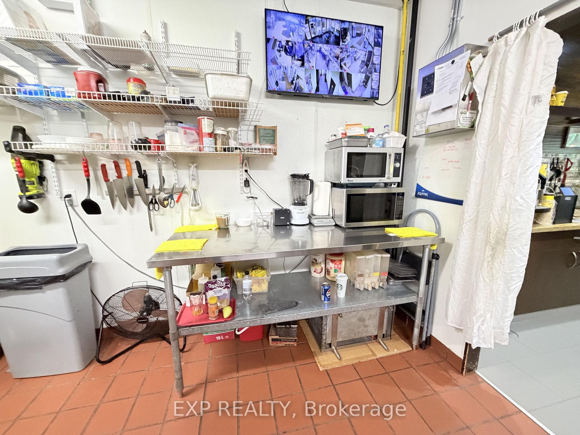 720 Spadina Avenue photo 35