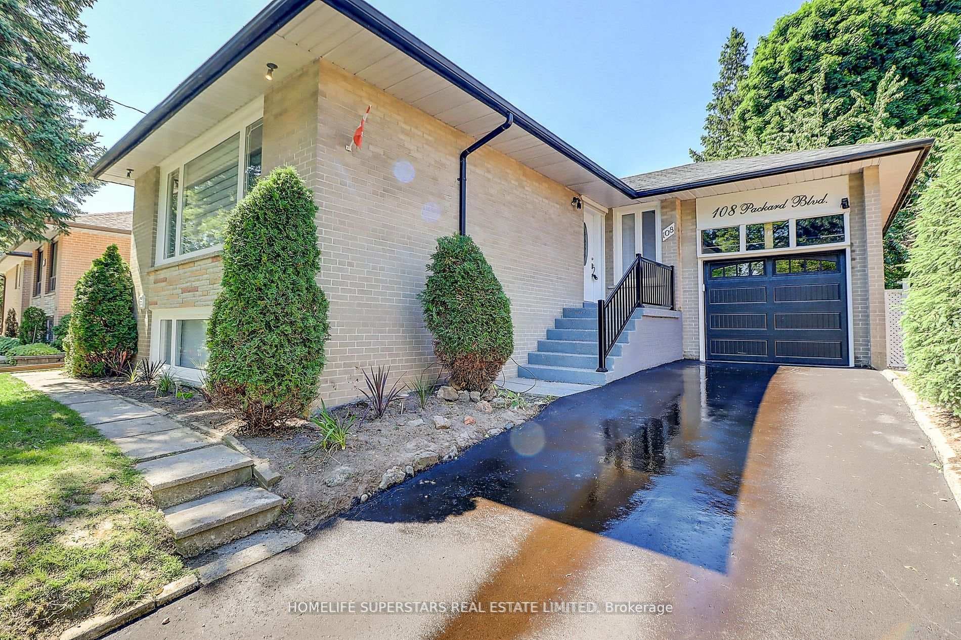 108 Packard Boulevard photo 2