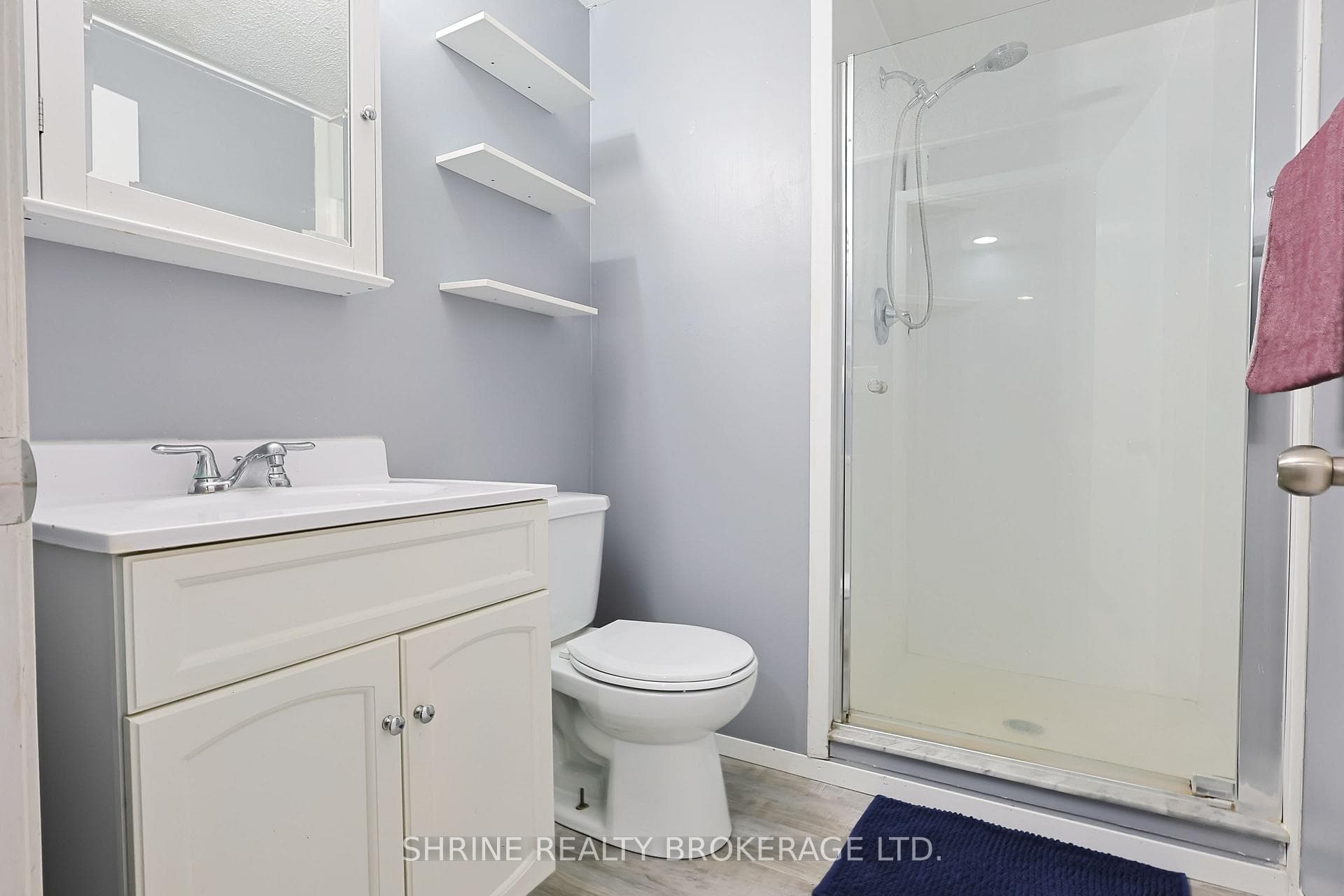 122 Andover Drive photo 32