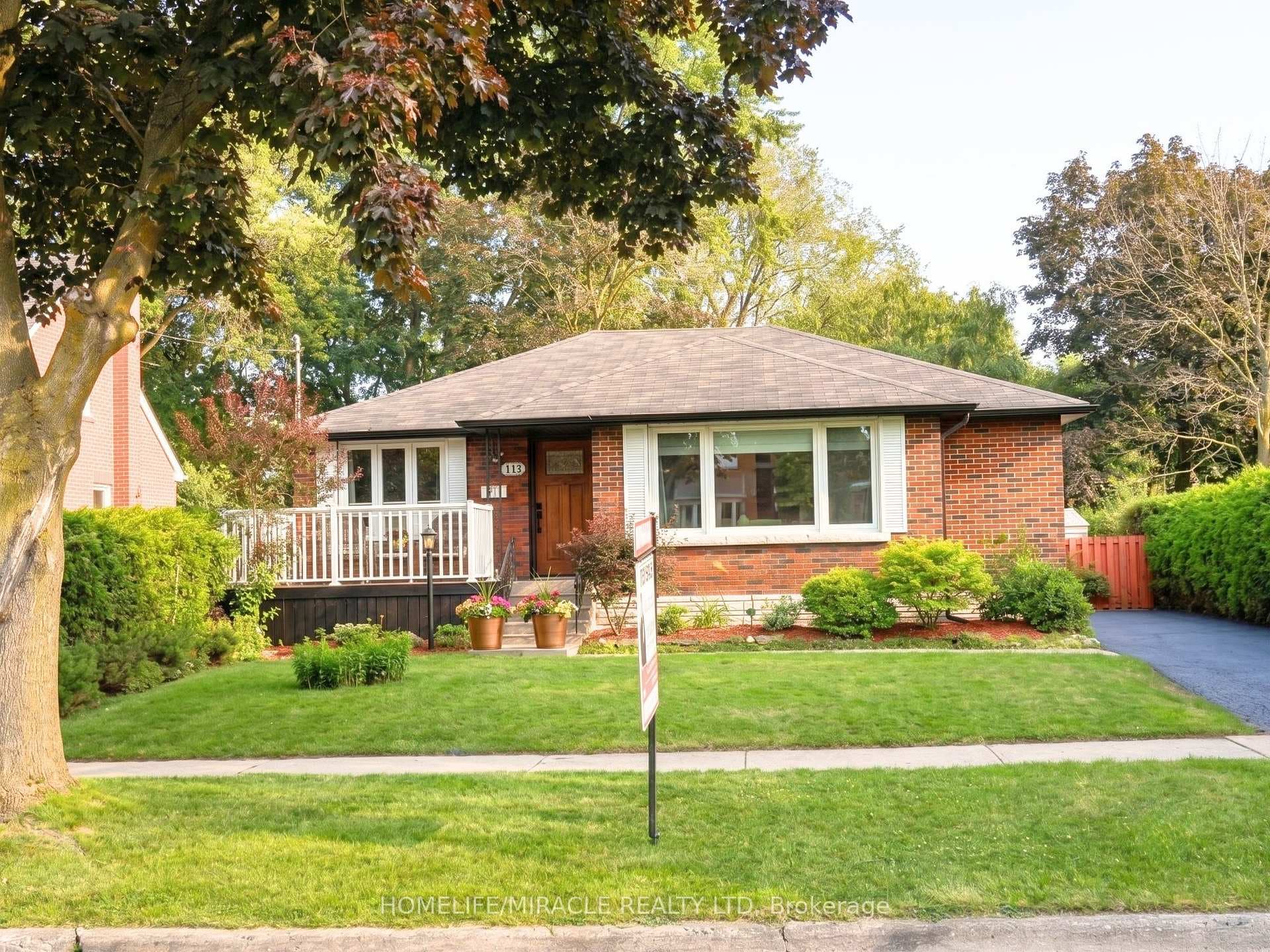 113 Pontiac Avenue photo 1
