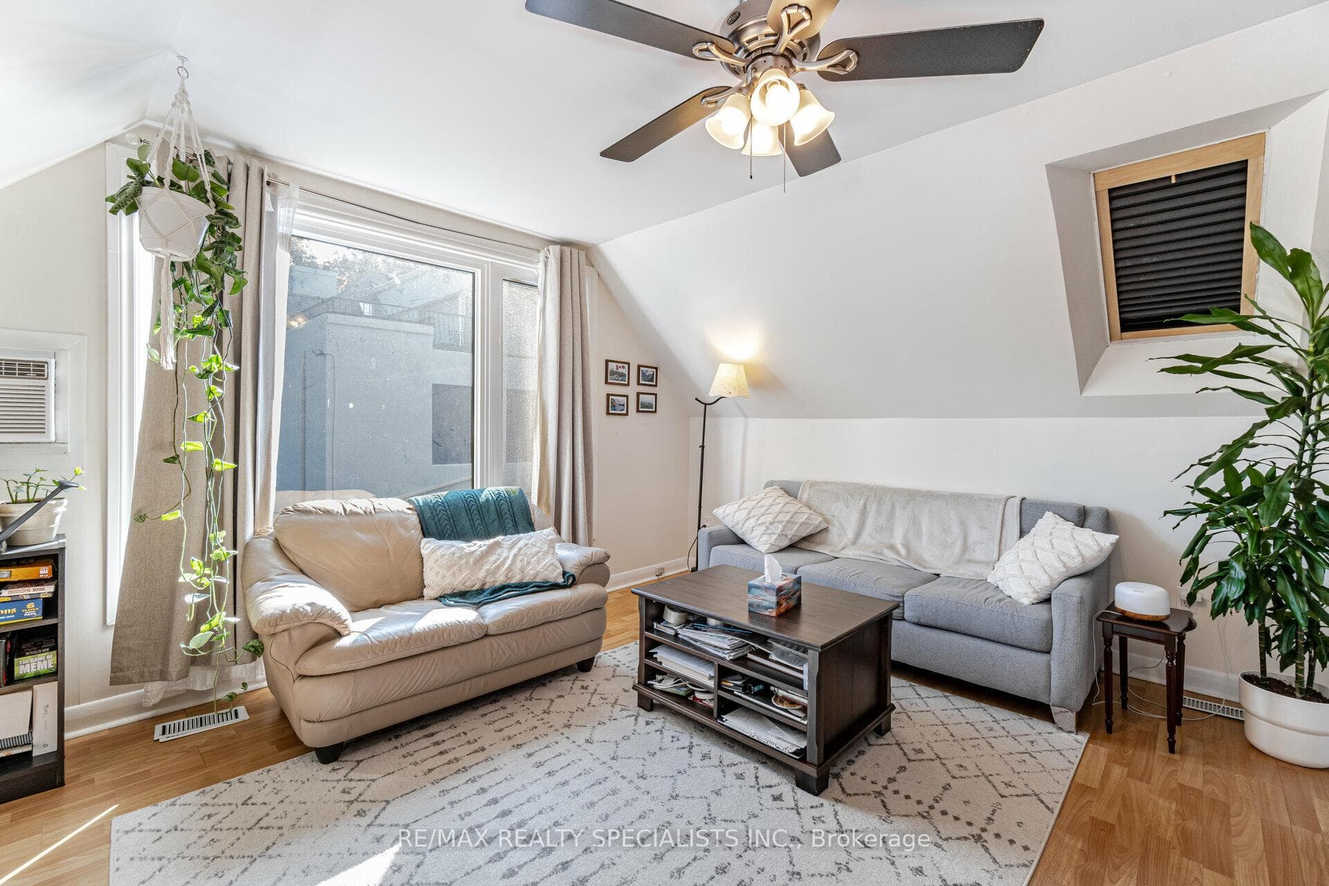 1233 Mississauga Road photo 11