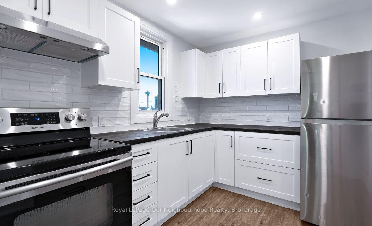 5749 Summer Street Unit Unit 2 photo 3