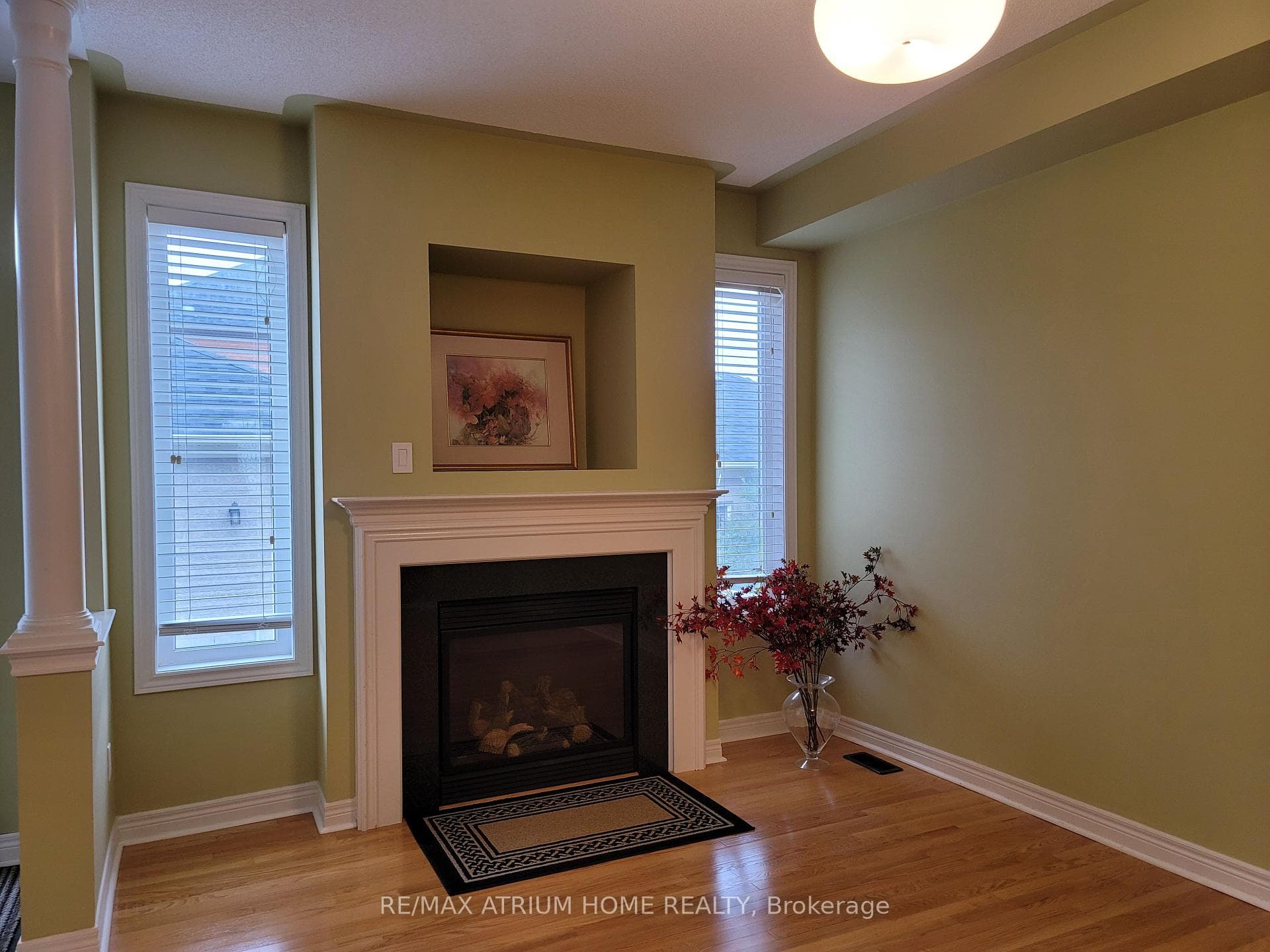 99 Hazelton Avenue photo 9