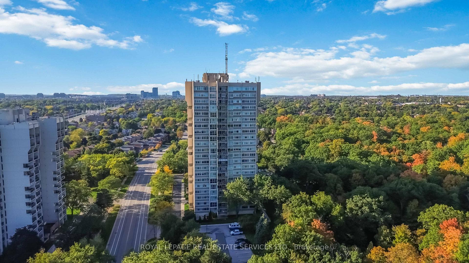 1359 White Oaks Boulevard Unit 602 photo 42