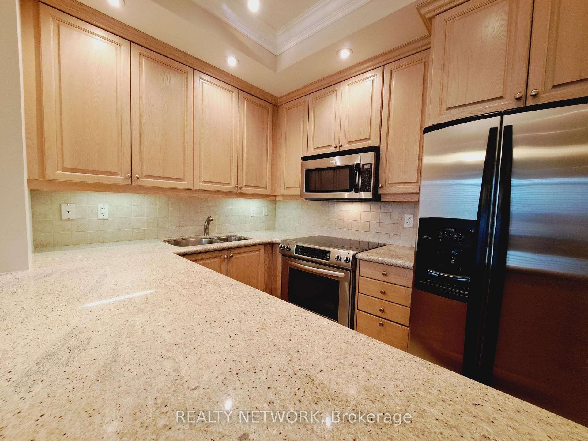 900 Mount Pleasant Road Unit 414 photo 5