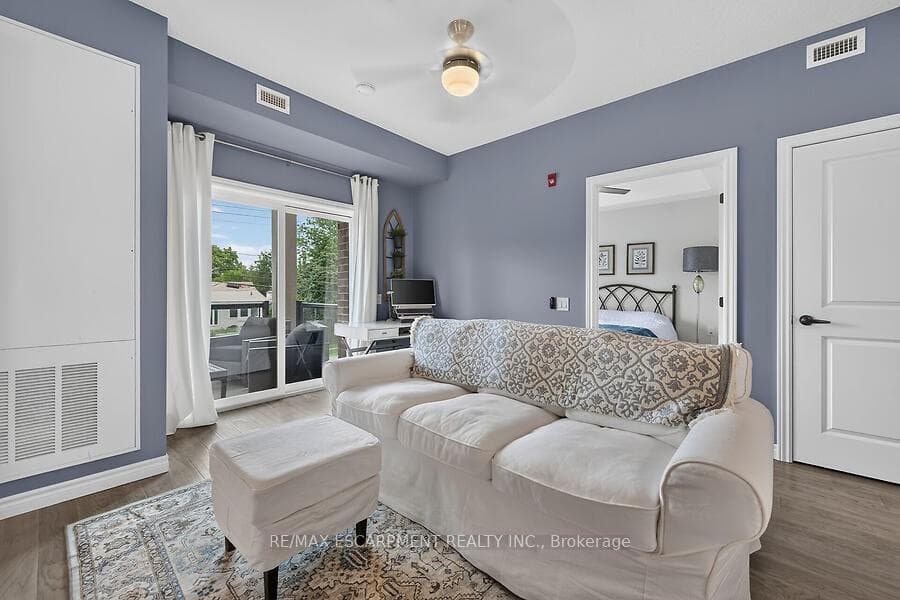 2605 Binbrook Road Unit 208 photo 12