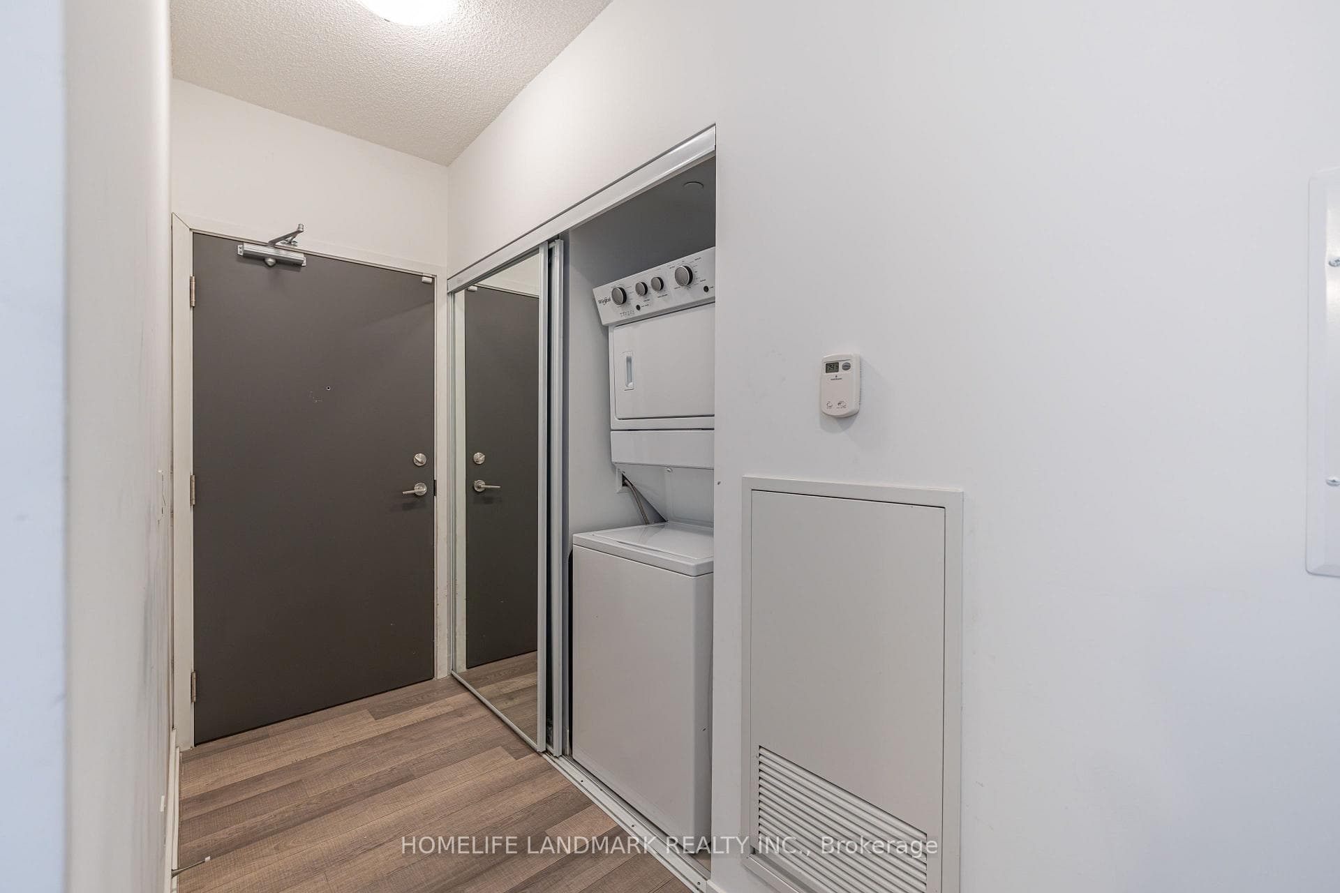 5180 Yonge Street Unit 1207 photo 5