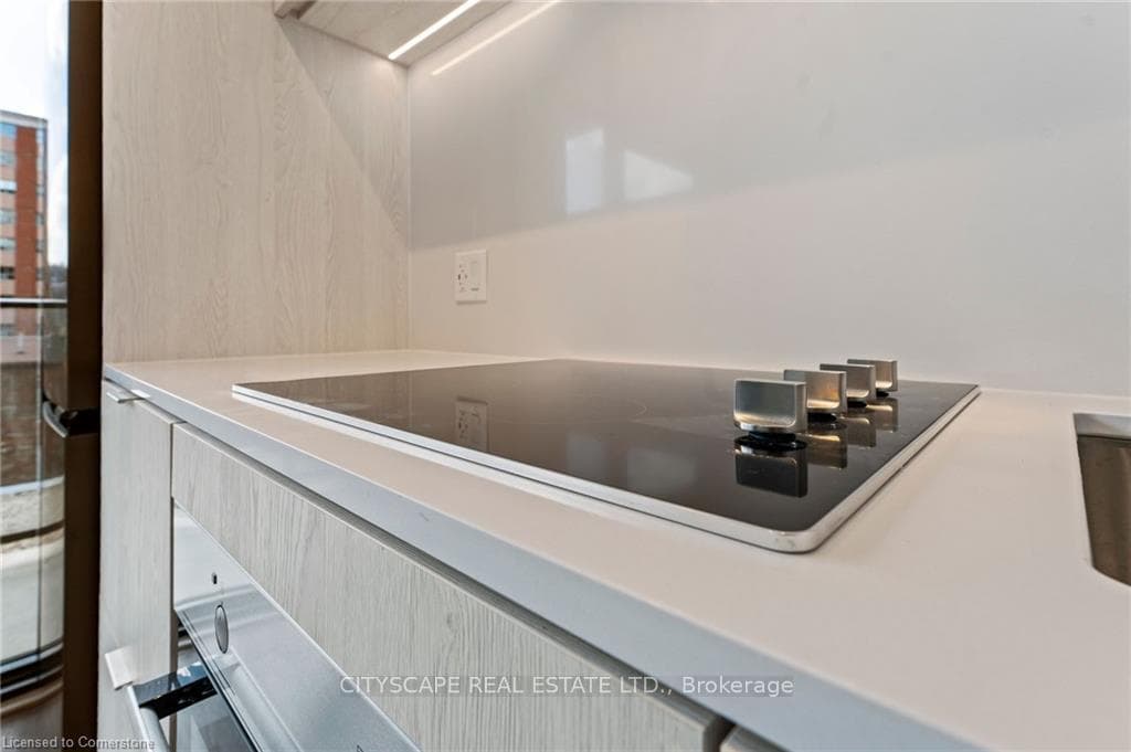 1 Jarvis Street Unit 534 photo 13