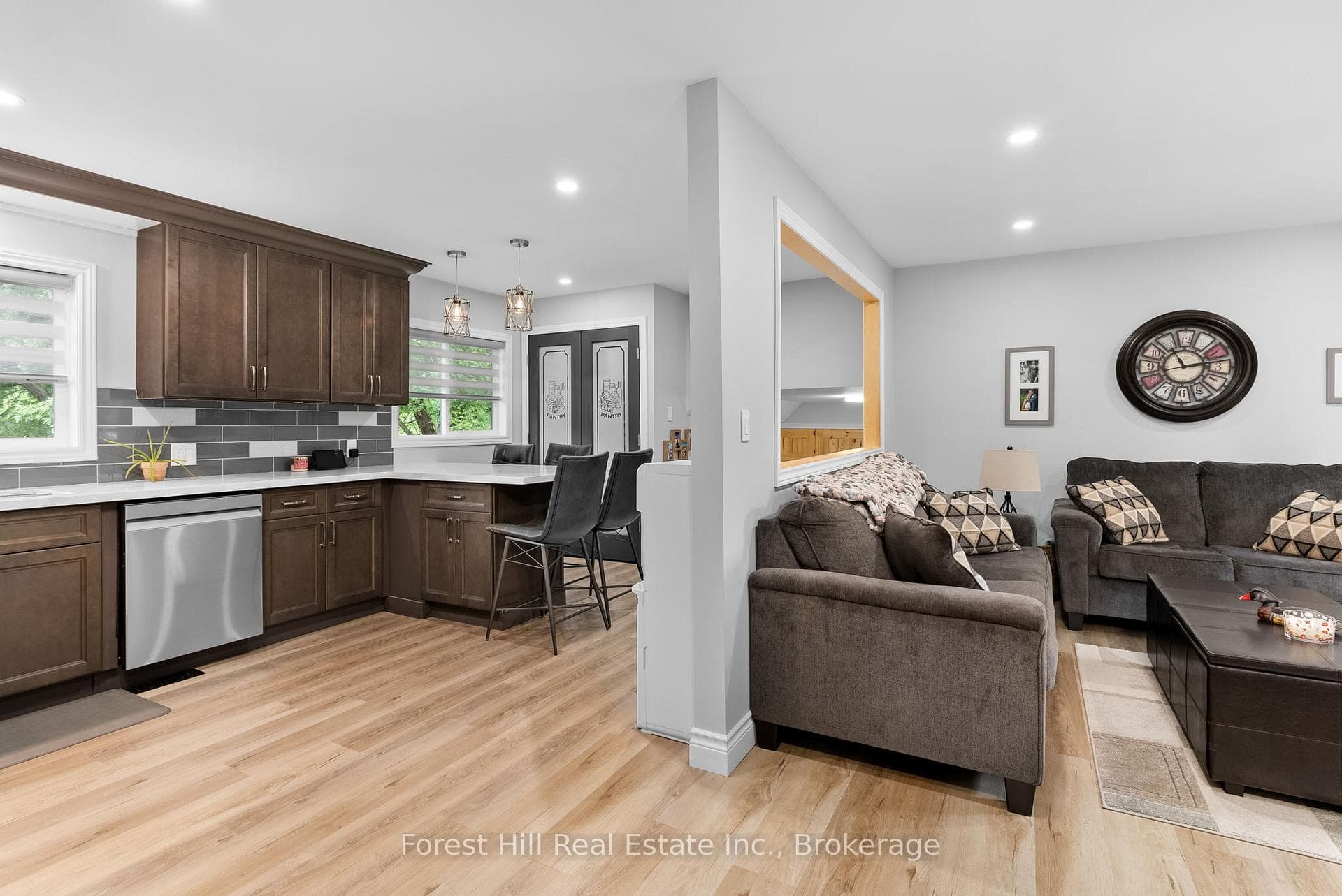 1190 Winhara Road photo 13