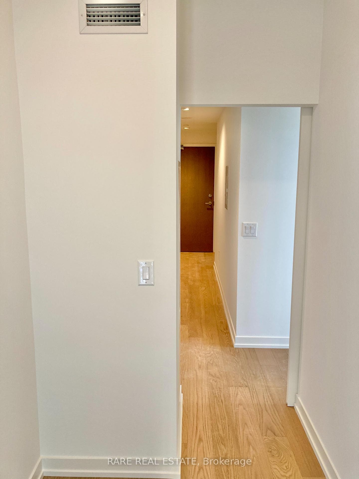 15 Lower Jarvis Street Unit 1412 photo 5