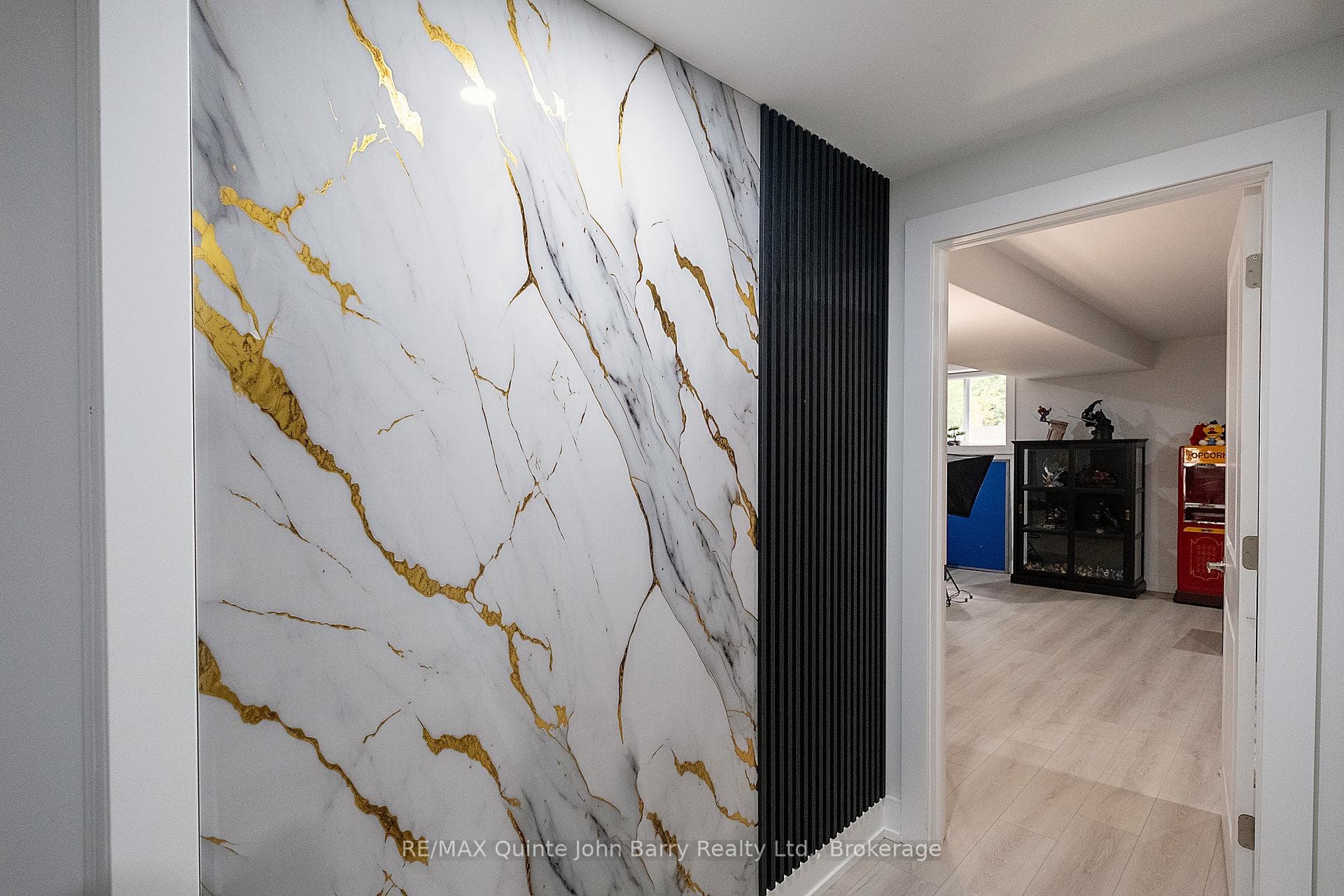 46 Birchmount Street photo 28