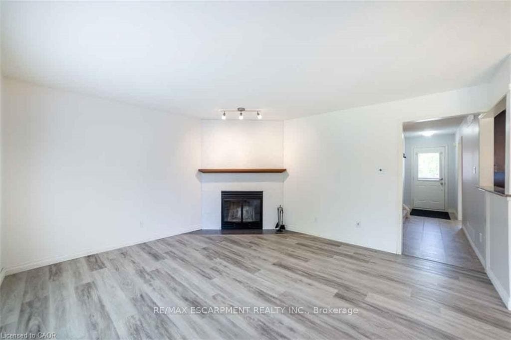 19 Beachgrove Crescent photo 13