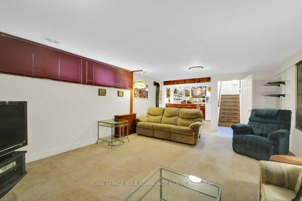 125 Pleasant Avenue photo 24