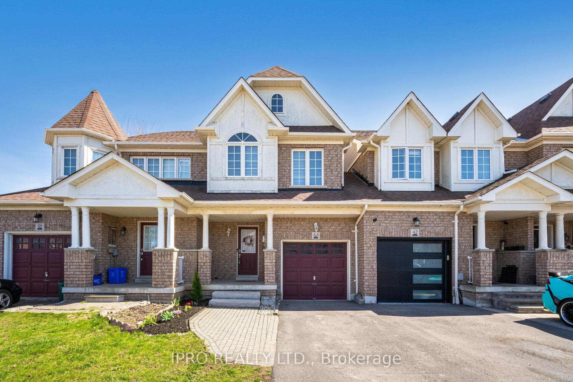 44 Tincomb Crescent photo 2