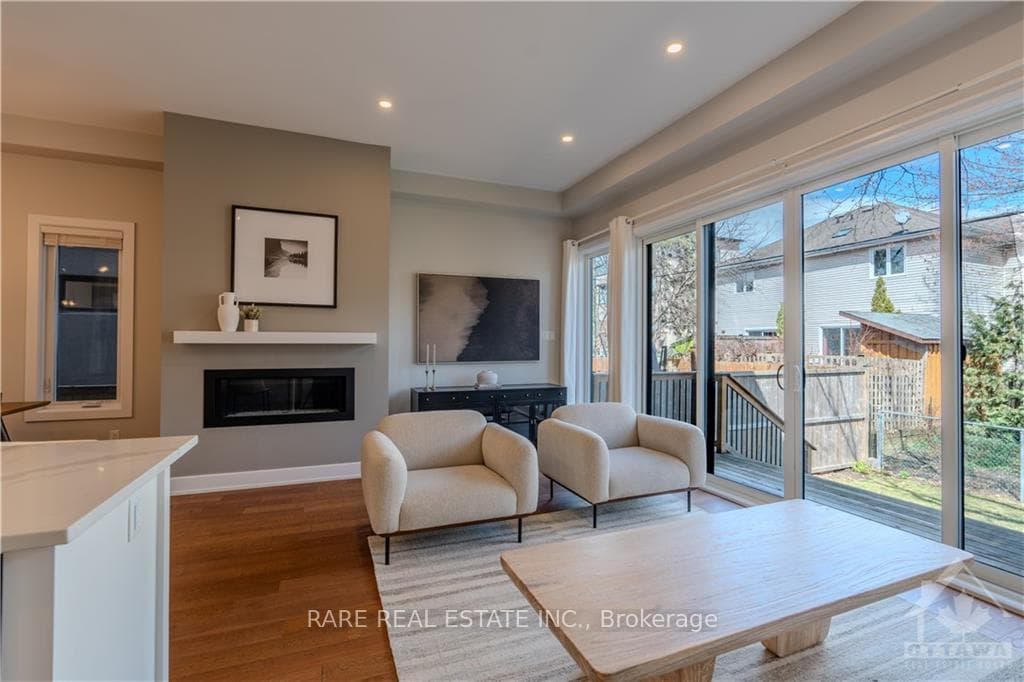 223 ROYAL Avenue photo 7