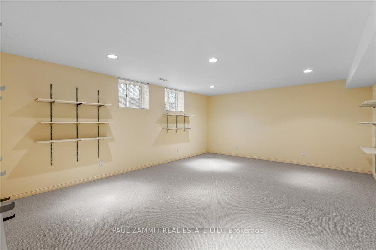 7 Hammok Crescent photo 26