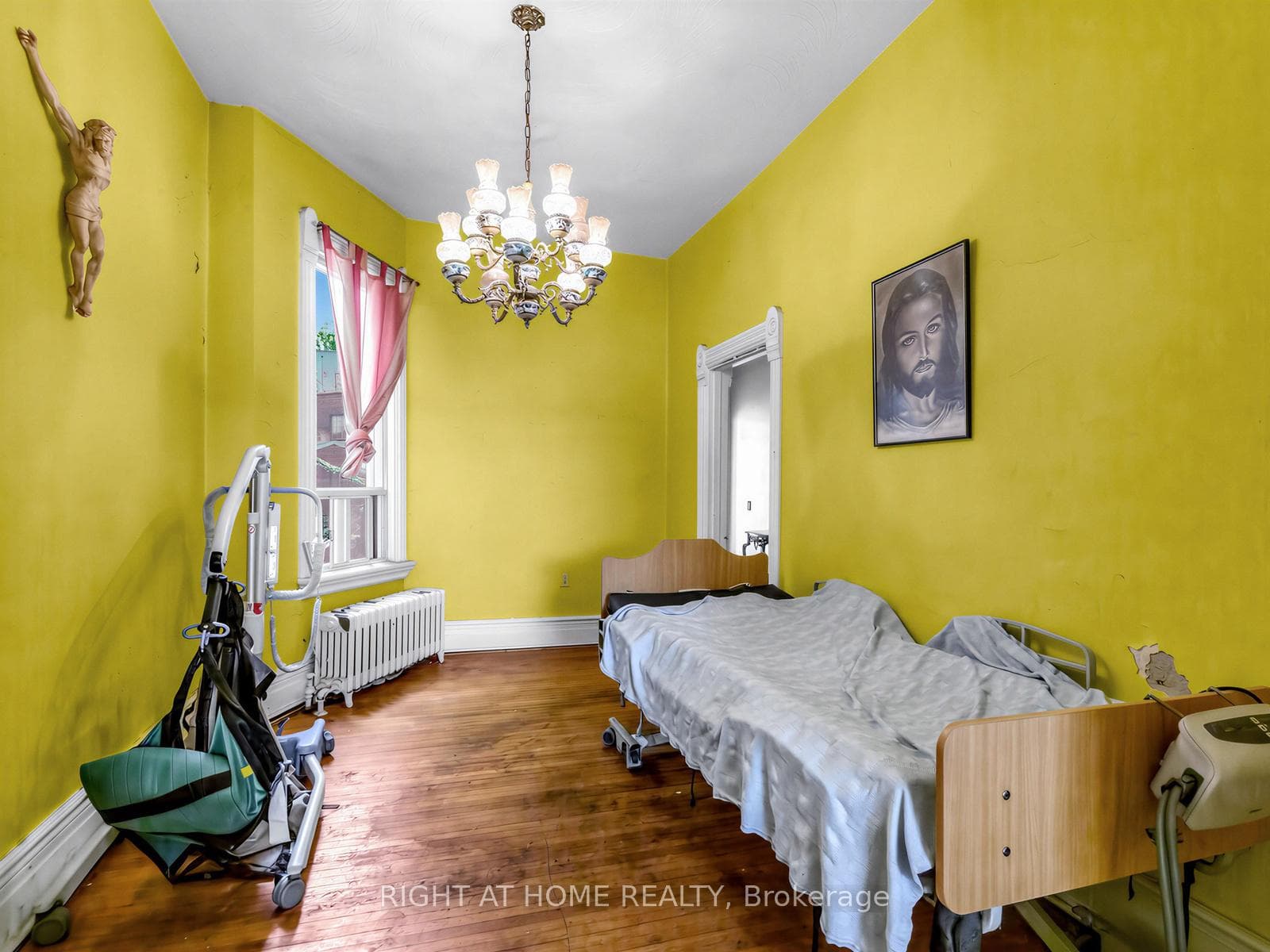 91 Borden Street photo 11