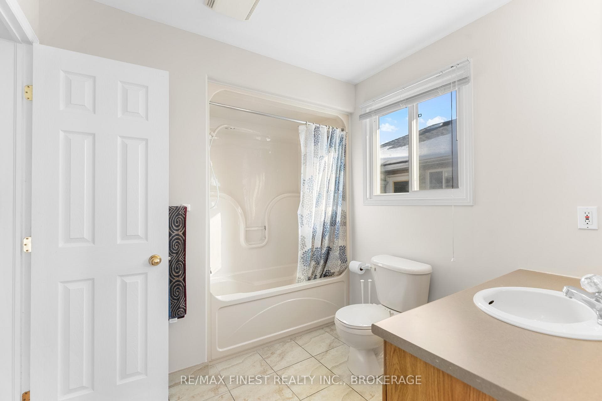 1909 Spindlewood Street photo 24