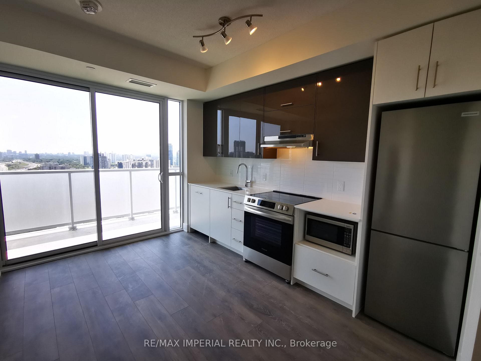188 Fairview Mall Drive Unit 2609 photo 13