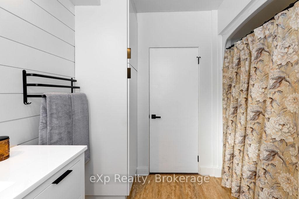 1201 Hawthorne Drive photo 22