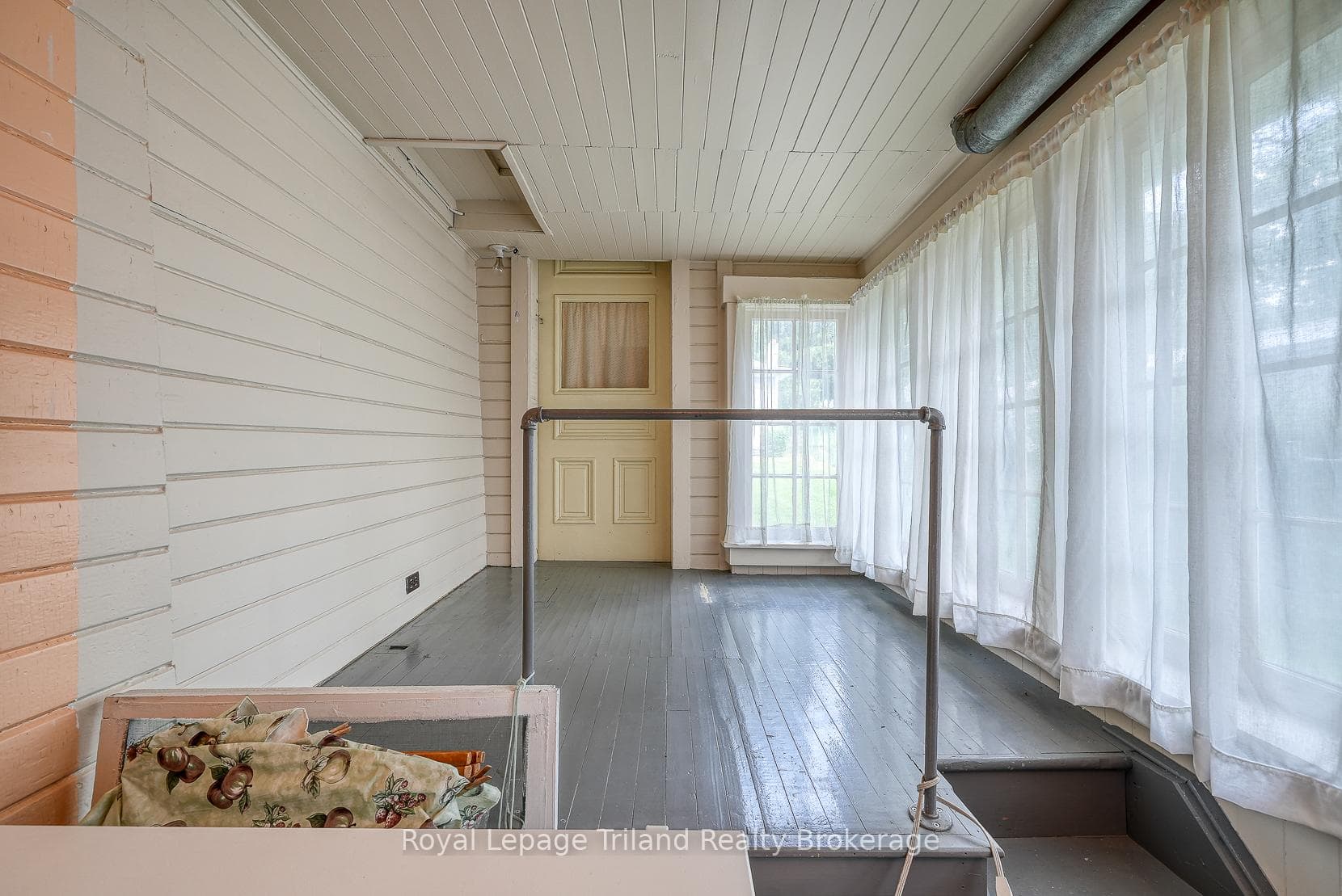 106 Milton Street photo 20