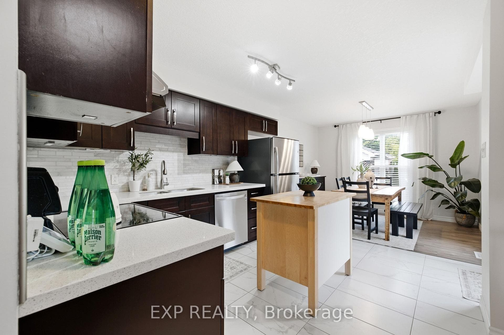 704 Jacob Lane photo 8