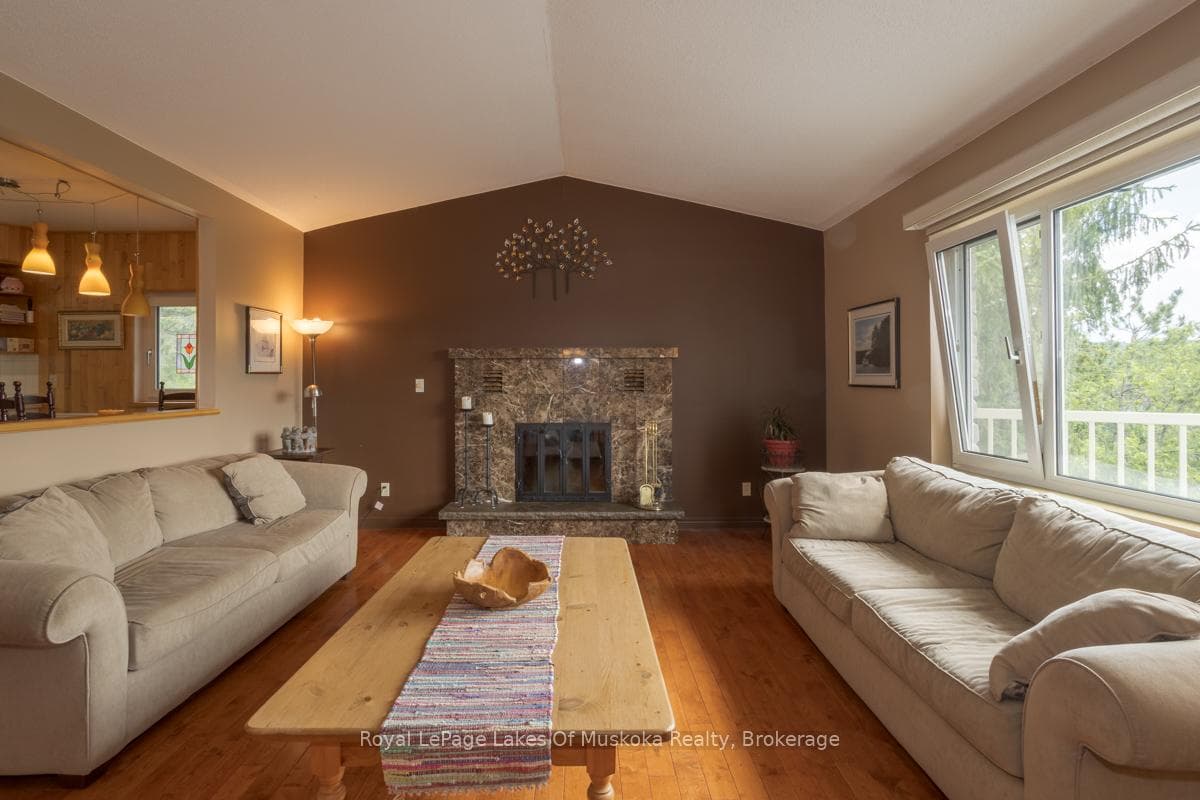 110 Dill Street photo 11